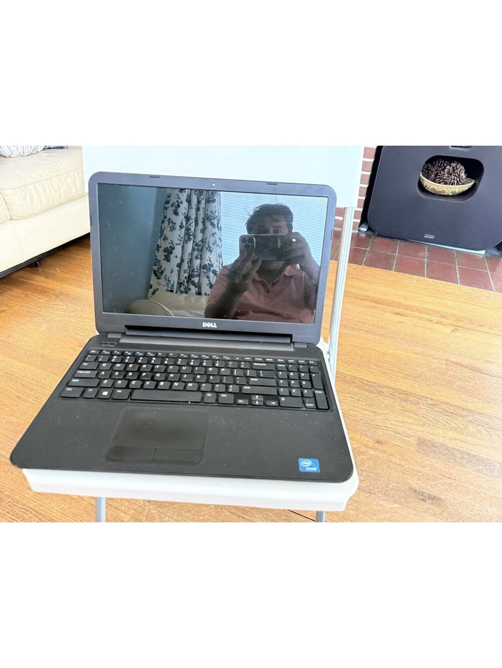 DELL INSPIRON 15-3521 Laptop 15" , Intell, Windows 10, 4gb Ram , Needs Battery